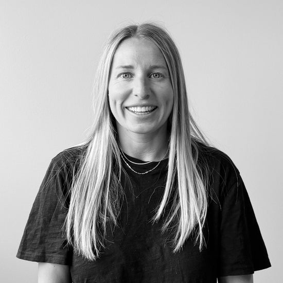 Allison permanent jewelry artist Kalamazoo, Michigan Lakuna Links