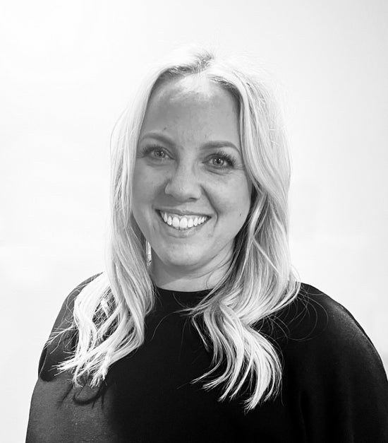 Ally permanent jewelry artist Sidney, Nebraska Lakuna Links 