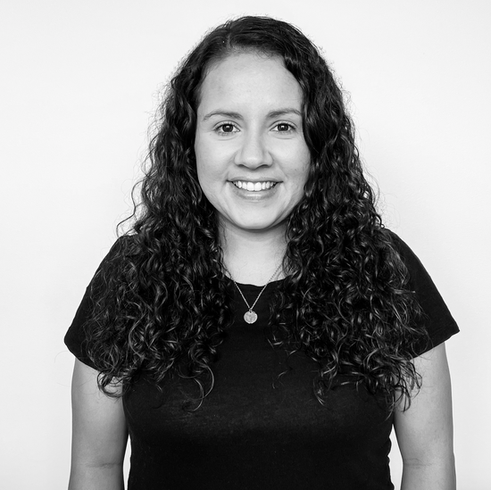 Brittany permanent jewelry artist Kalamazoo, Michigan Lakuna Links