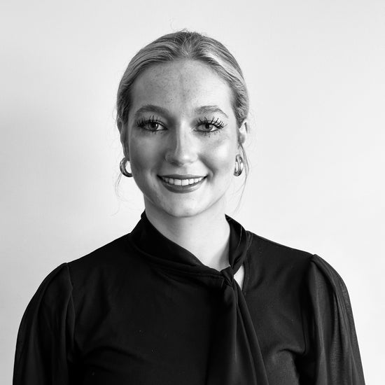 Kennedy permanent jewelry artist Indianapolis, Indiana Lakuna Links